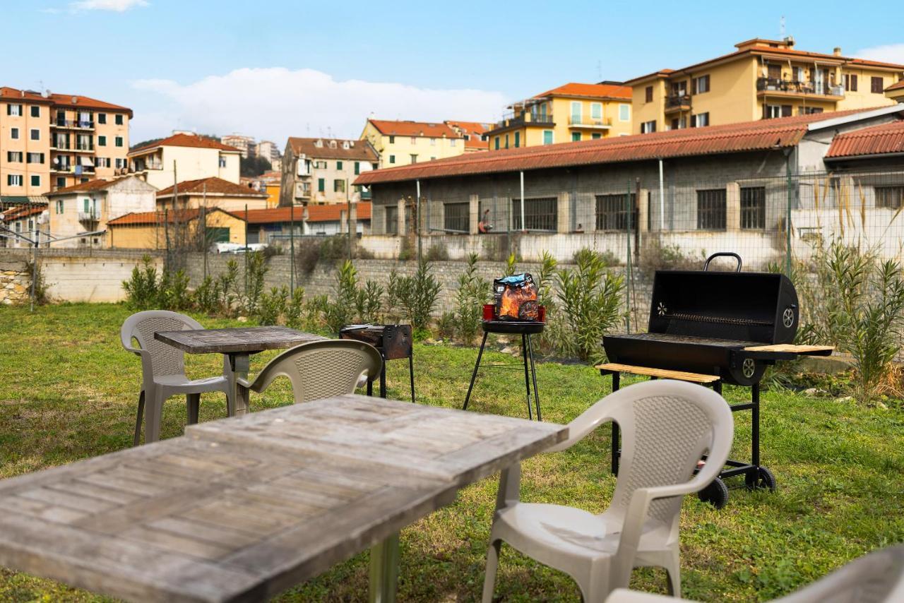 Il Gattino Di Porto Appartamento 3 Imperia Luaran gambar