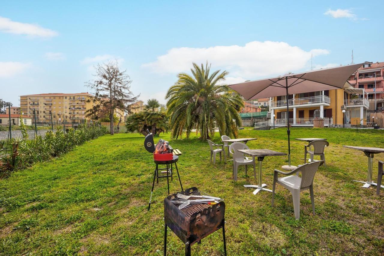 Il Gattino Di Porto Appartamento 3 Imperia Luaran gambar